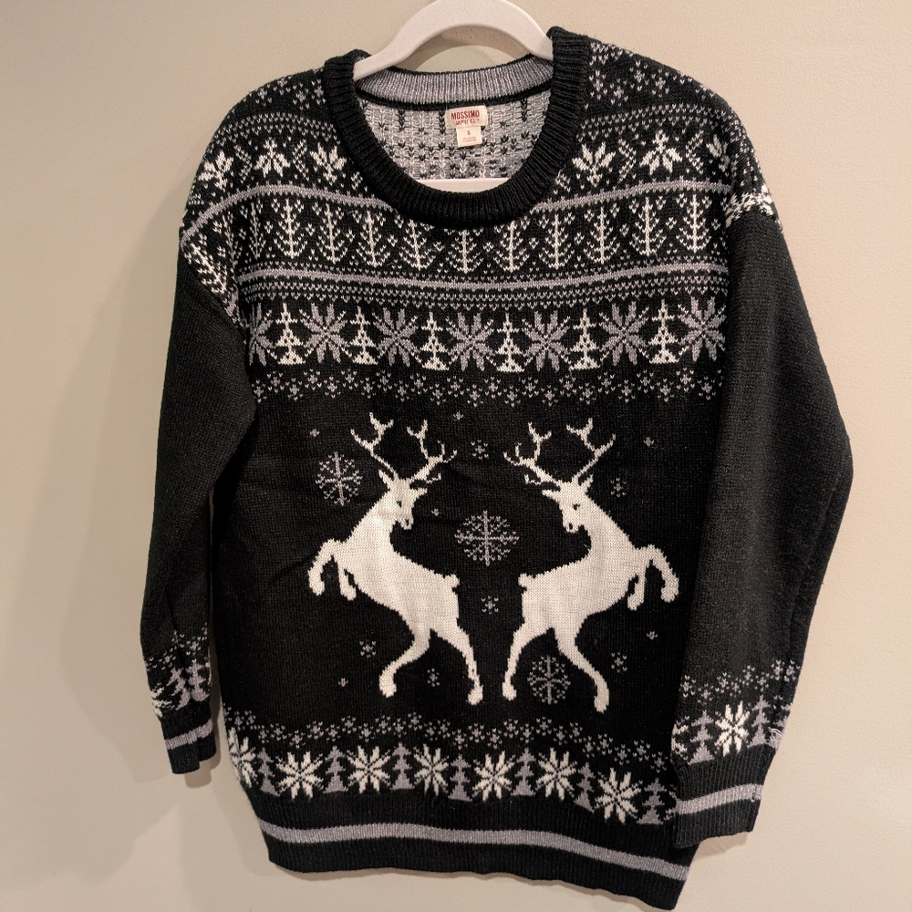 Snowflake And Reindeer Black And White And Gray Sweater - Size Small